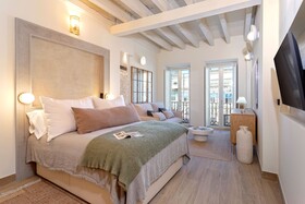 Genteel Home San Francisco Suites