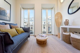 Genteel Home San Francisco Suites