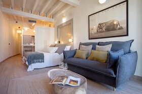 Genteel Home San Francisco Suites