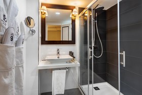 H10 Corregidor Boutique Hotel