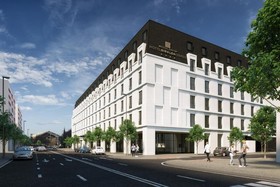 Hotel Giralda Center