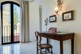 Suites Murillo Alcazar