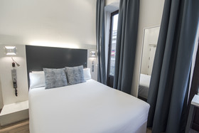 Petit Palace Canalejas