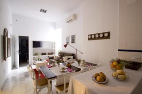 Plaza Pilatos Apartments