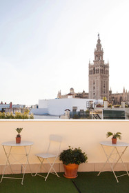 Q&Q Cathedral Suites Sevilla