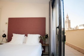 Q&Q Cathedral Suites Sevilla