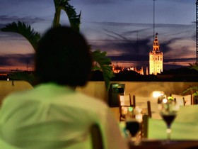 Hotel Sevilla Center