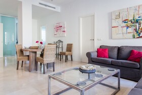 Sevilla Luxury Rentals - Alcazar