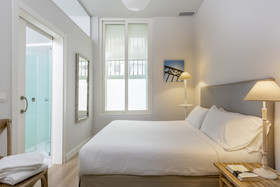 Suites Sevilla Plaza