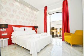 The Zentral Arenal Suites