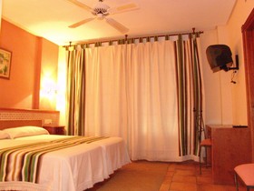 Balneario Alicún de las Torres
