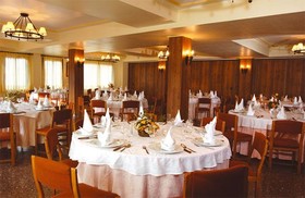 Hotel Mora
