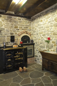 Casona De El Castaniu