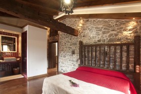 Casona De El Castaniu