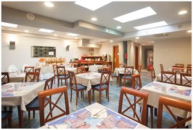 Duerming Longoria Plaza Hotel