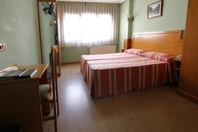 Hotel Carbayon