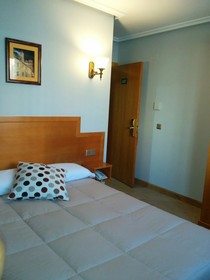 Hotel Carbayon