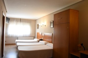Hotel Carbayon