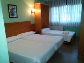 Hotel Carbayon