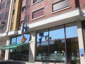 Hotel Carbayon