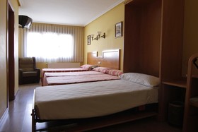 Hotel Carbayon