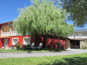 Casa De Millares