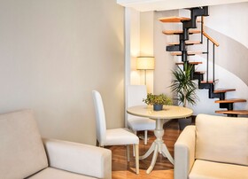Meliá Maria Pita