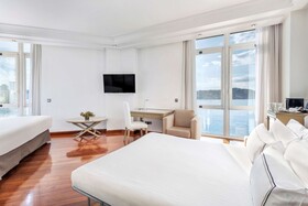 Meliá Maria Pita