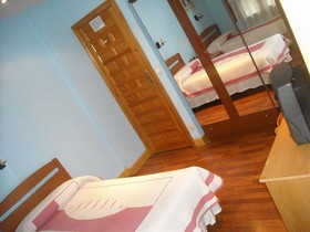 Hostal Paratene