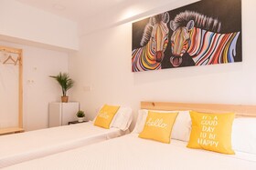 Bilbao Rooms & Kitchen Zorroza