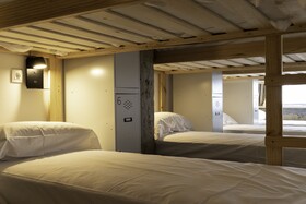 Ekoos Hostel
