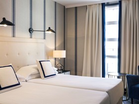 Mercure Bilbao Jardines De Albia