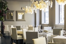 Mercure Bilbao Jardines De Albia