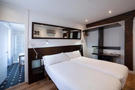 Petit Palace Arana
