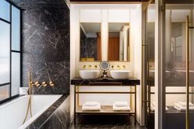 Radisson Collection Hotel, Gran Vía Bilbao