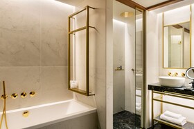 Radisson Collection Hotel, Gran Vía Bilbao