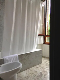 Hotel Olajauregi