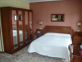 B&B HOTEL Gijón Centro Begoña
