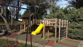 Camping Playa De Troenzo