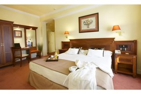 Urban Loiu Hotel By Eurotels