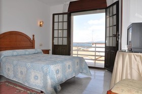 Hostal Mourelos