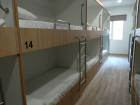 Albergue & Rooms Murgadan