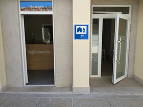 Albergue & Rooms Murgadan