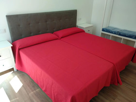 Albergue & Rooms Murgadan