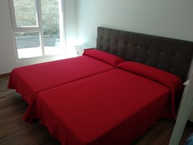 Albergue & Rooms Murgadan