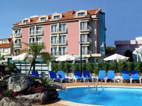 Canelas Hotel
