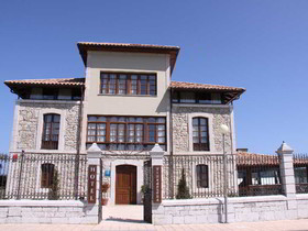 Villadesella