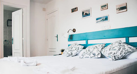 Latas Surf Lodge