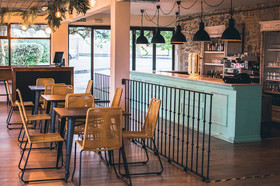 Latas Surf Lodge