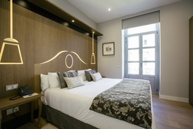 LEGAZPI DOCE Rooms & Suites